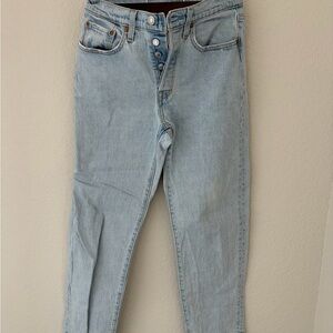 Levi's High Rise Light Blue Jeans
